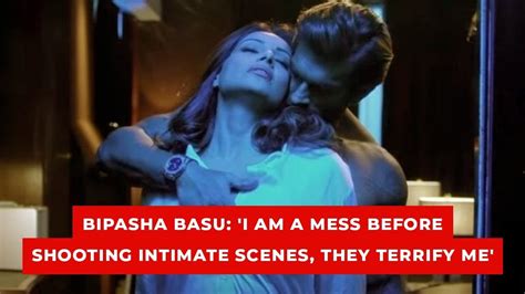 bipasa basu sex|Bipasha Basu Hot Kissing Scenes 1080p .